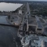 Une vue prise ce mardi du barrage de Kakhovka, près de Kherson, dans le sud de l'Ukraine. Kiev a accusé la Russie d'avoir endommagé le barrage pour freiner son offensive.